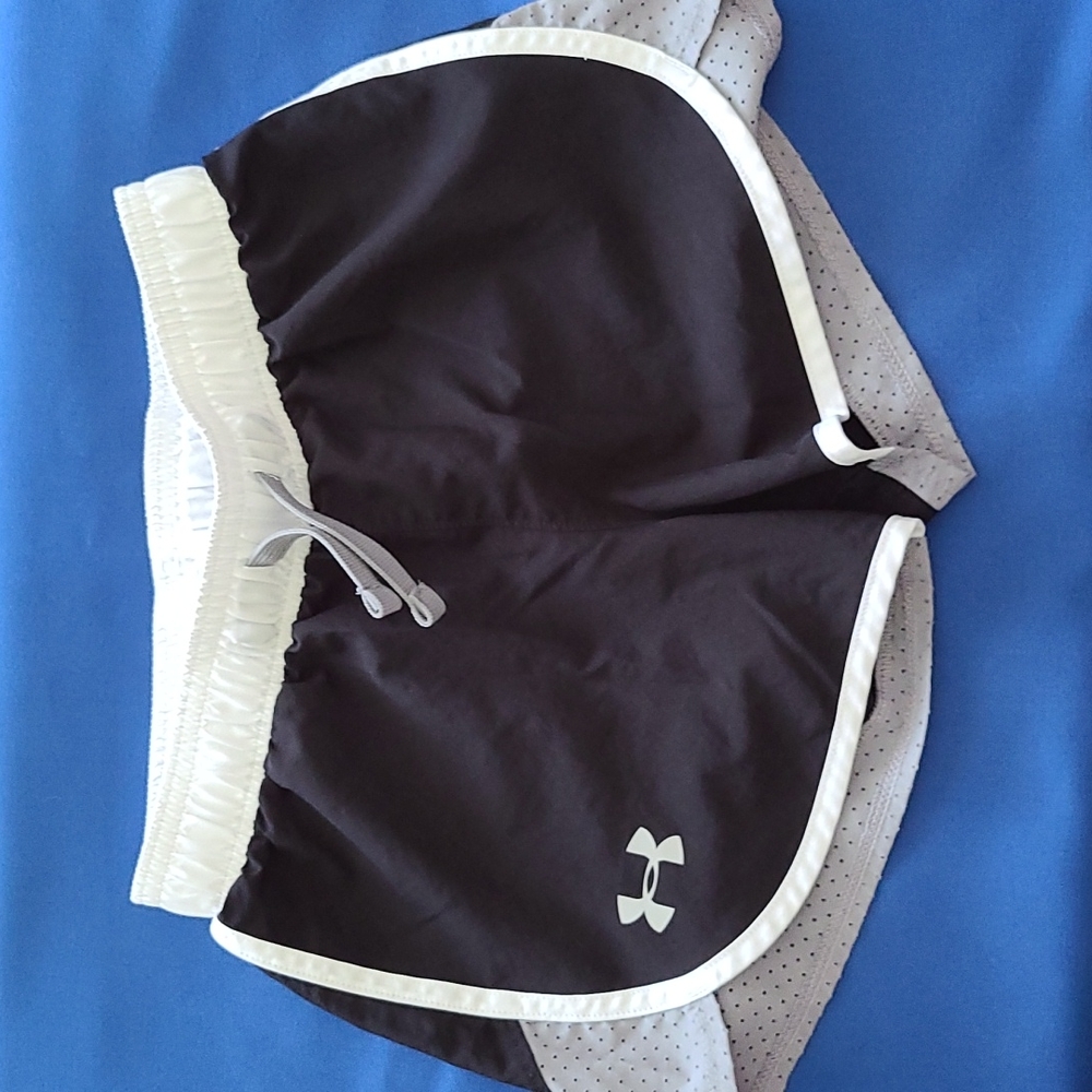 Underarmour YS Shortd